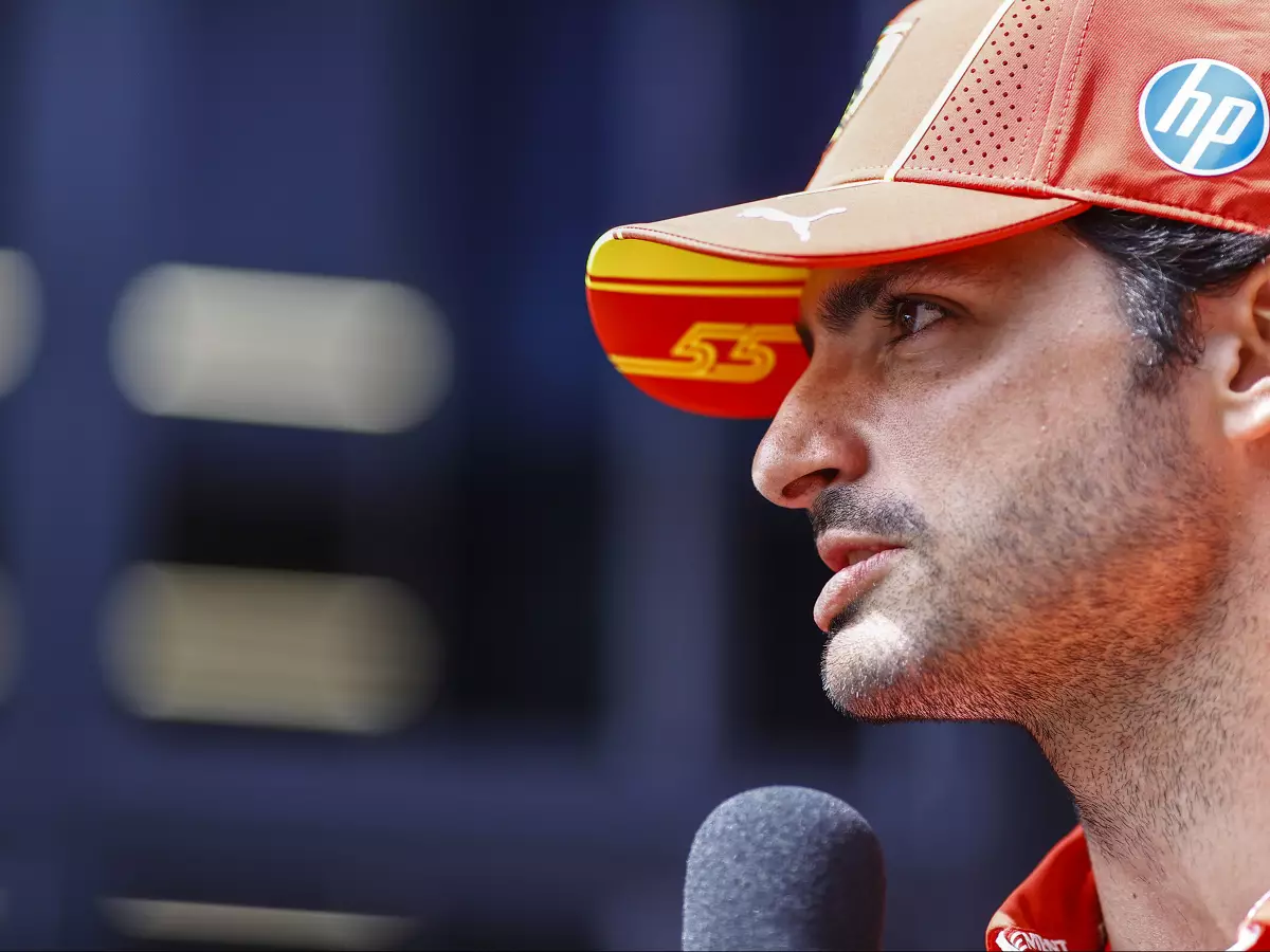 Carlos Sainz Foto zur News: "Im Kampf gehalten": Wieso Carlos Sainz glaubt, dass Ferrari noch Chancen hat