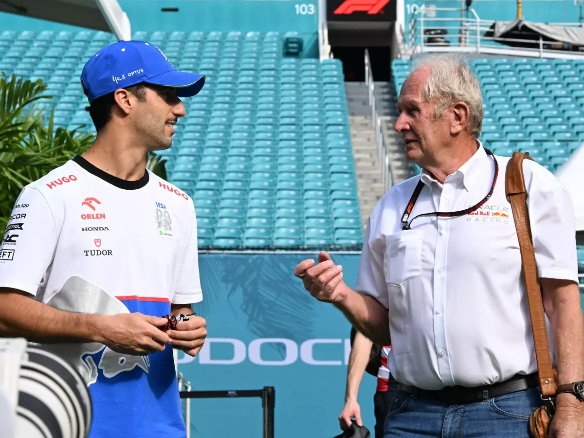 Daniel Ricciardo und Helmut Marko: Das Ende der Zusammenarbeit steht bevor Foto zur News: Helmut Marko über Ricciardo-Aus: "Garantie gibt es in der Formel 1 nie"