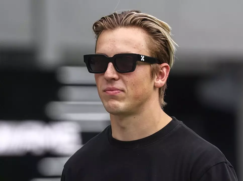 Liam Lawson Foto zur News: Liam Lawson: 2025 könnte er sein Cockpit an Hadjar verlieren