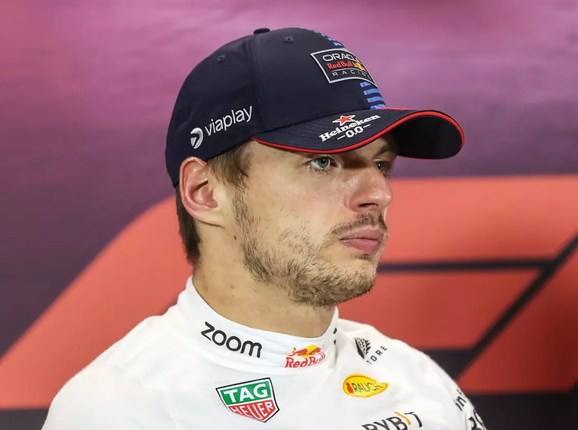 Max Verstappen bei der FIA-Pressekonferenz nach dem Singapur-GP 2024 Foto zur News: "Zweischneidiges Schwert": Strafe für Max Verstappen sorgt für Diskussionen