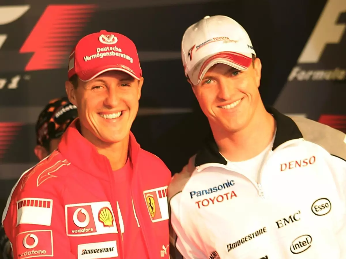 Michael Schumacher, Ralf Schumacher Foto zur News: Ungewohnt offen: Jetzt spricht Ralf Schumacher über seinen Bruder Michael!