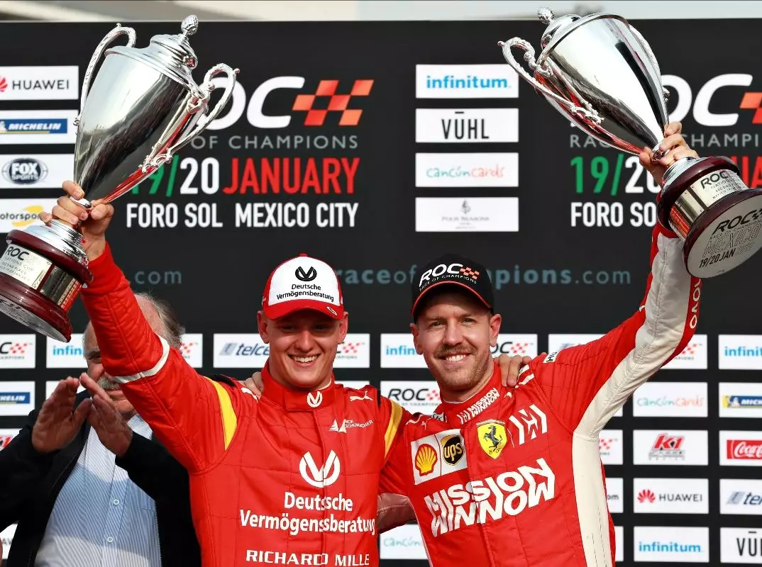 Mick Schumacher und Sebastian Vettel beim Race Of Champions 2019 Foto zur News: Sebastian Vettel und Mick Schumacher beim Race Of Champions 2025 dabei