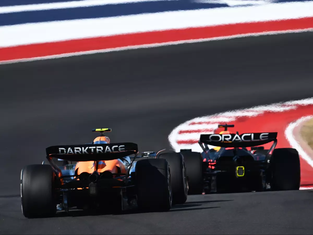 Max Verstappen, Lando Norris Foto zur News: Die jüngste F1-Kontroverse zeigt, was im Titelkampf auf dem Spiel steht