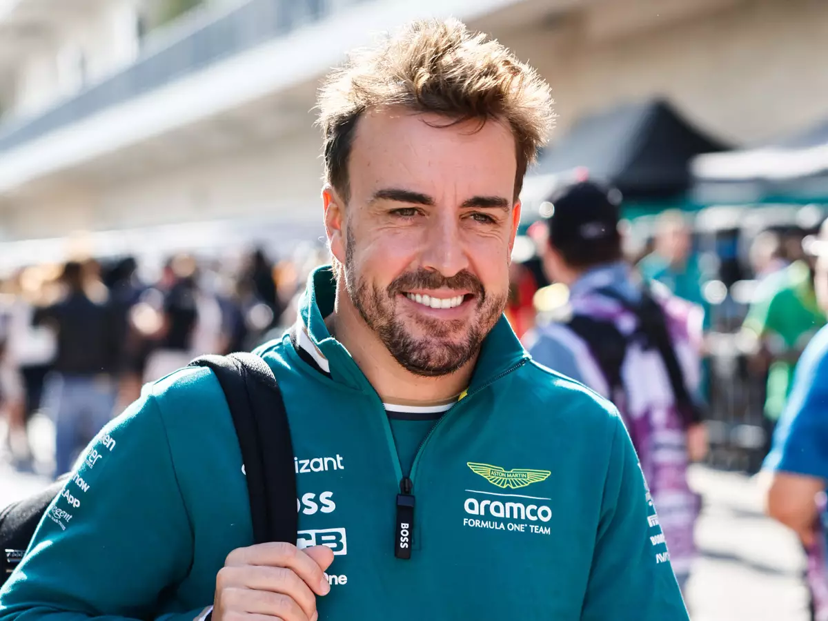 Foto zur News: Fernando Alonso: Wollte Newey unbedingt zu Aston Martin holen