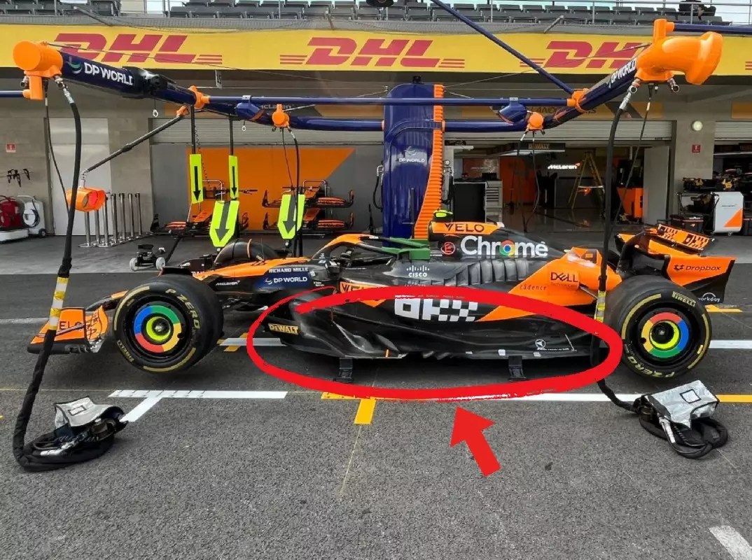 Foto zur News: Updates Mexiko: McLaren mit neuem Unterboden