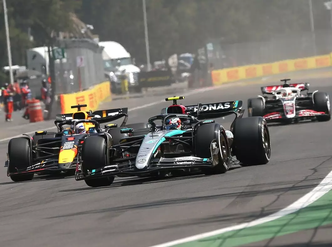 Carson Hocevar, Max Verstappen, Kevin Magnussen Foto zur News: Antonelli "nicht am Limit", aber: Freitag in Mexiko "viel besser als Monza"