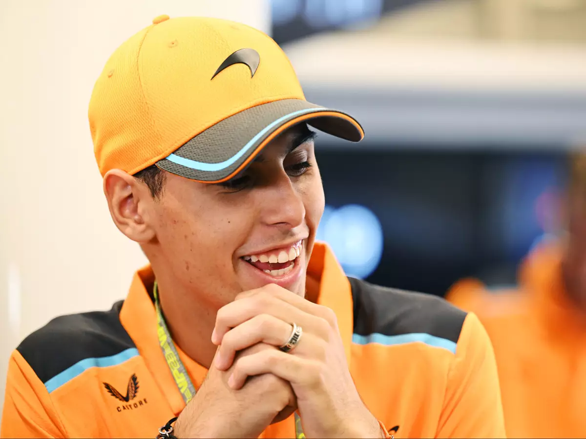 Gabriel Bortoleto Foto zur News: Jetzt also doch? Gabriel Bortoleto vor Unterschrift bei Sauber für 2025!