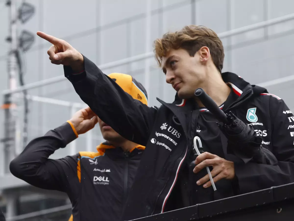 GPDA-Direktor George Russell mit seinem Formel-1-Kollegen Lando Norris Foto zur News: Fluchen in der Formel 1: So reagiert die Fahrergewerkschaft!