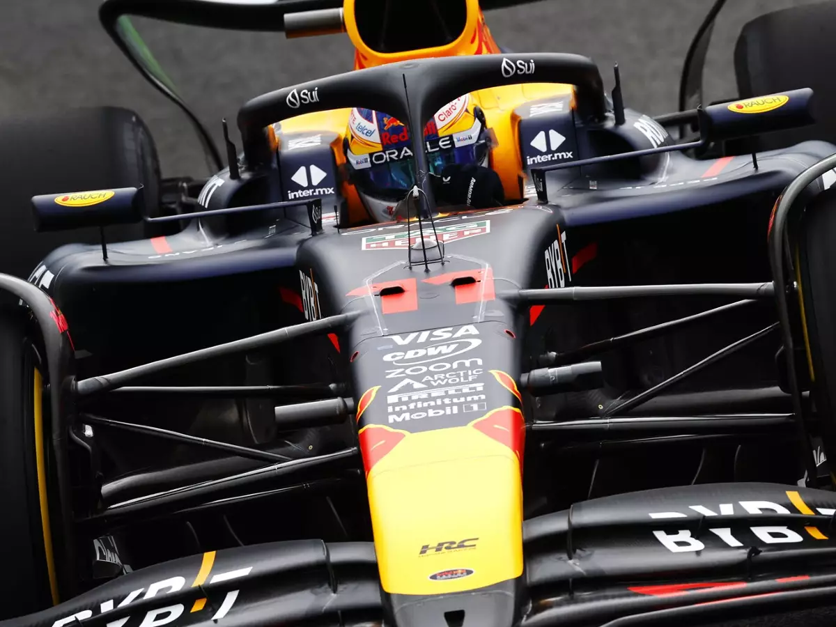 Foto zur News: Endlich mit Verstappen-Unterboden: Ist Perez in Las Vegas ein Siegkandidat?