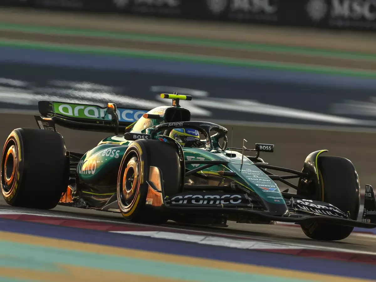Foto zur News: Fernando Alonso trotzig: Vier Teams sind besser als wir, nicht neun