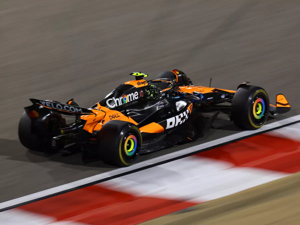 Foto zur News: Lando Norris: Heck des neuen McLaren rutscht noch zu viel
