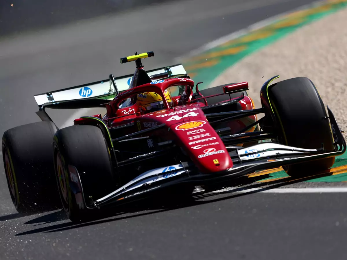 Foto zur News: Lewis Hamilton: Verstehe "Race-Trace" von Ferrari "überhaupt nicht"