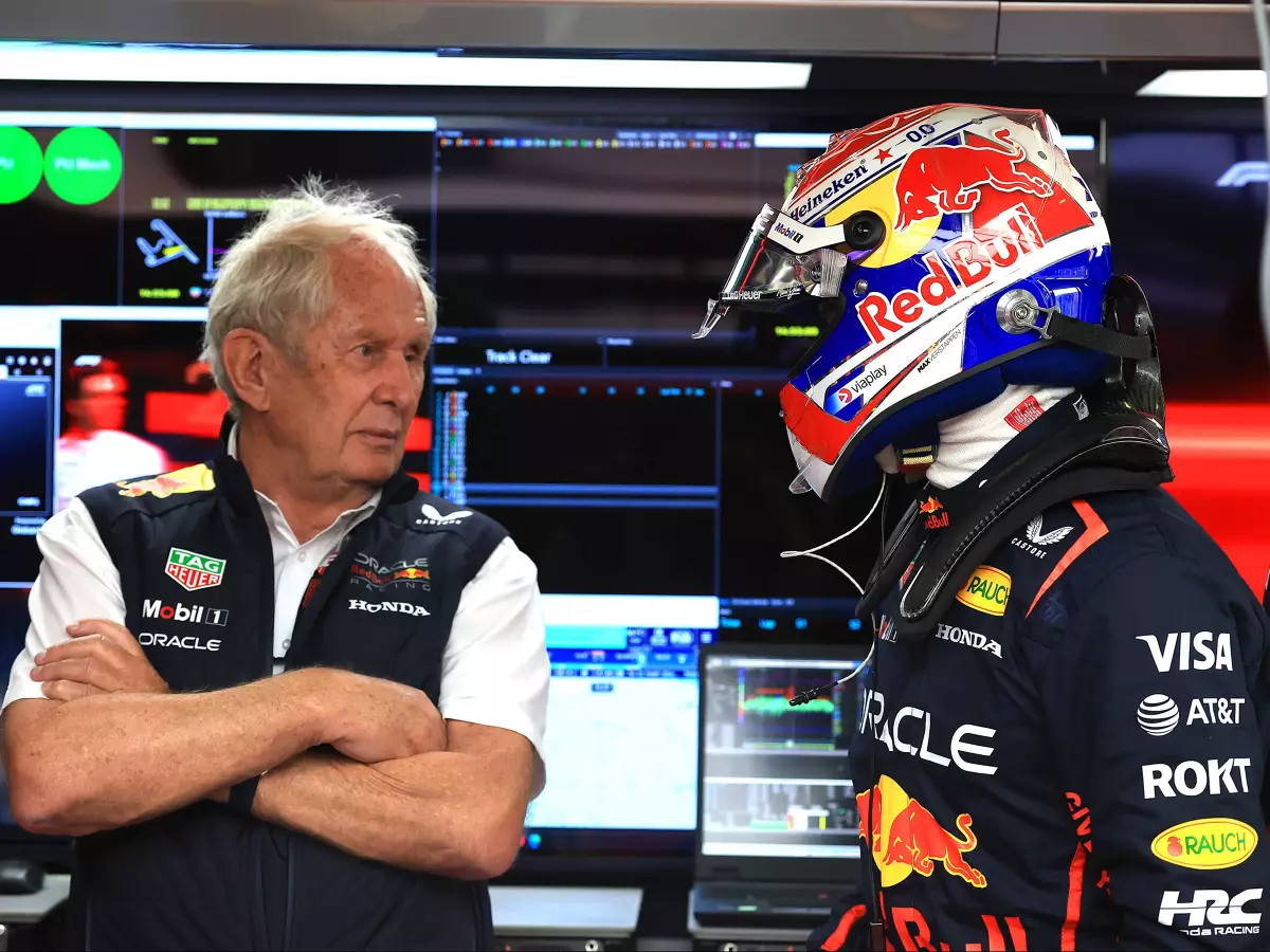 Foto zur News: Max Verstappen deutet an: Ist der VCARB 02 schneller als sein RB21?