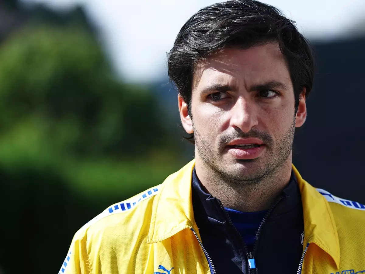 Foto zur News: James Vowles sicher: Carlos Sainz wird "sehr bald voll auf der Höhe" sein