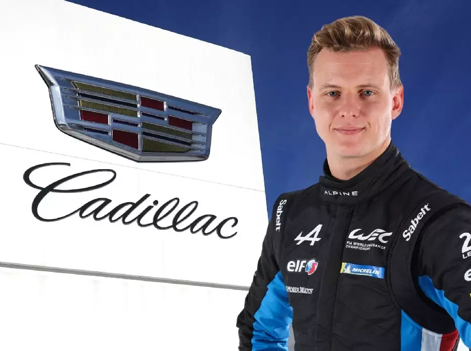 Foto zur News: Cadillac-Party mit Mick Schumacher: Fans fordern lautstark "Holt Checo!"