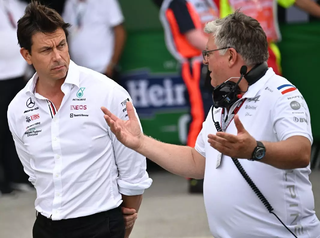 Foto zur News: Otmar Szafnauer: Zwölftes Formel-1-Team nach Toto-Wolff-Modell?