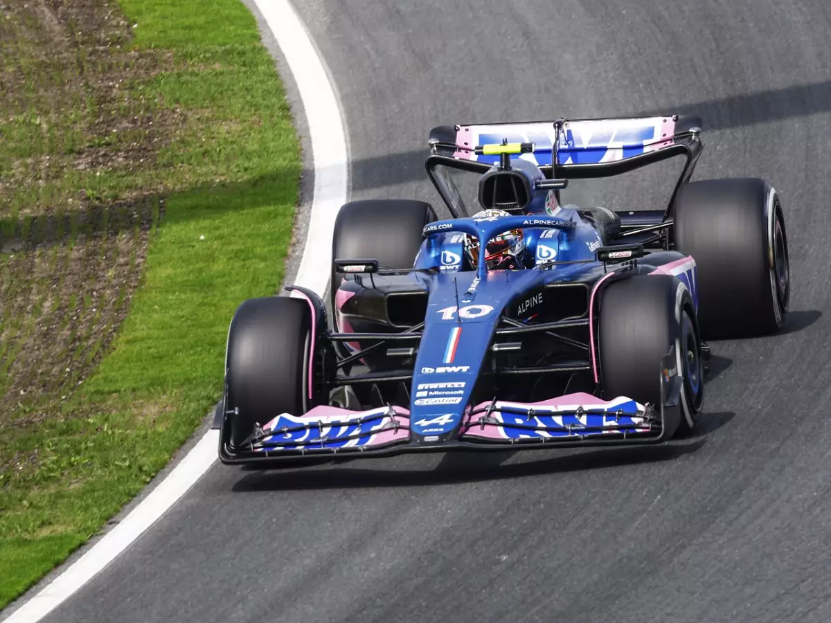 Pierre Gasly im Alpine A523 von 2023 beim Formel-1-Rennwochenende in Zandvoort Foto zur News: Zur Comeback-Vorbereitung: Franco Colapinto testet in Zandvoort