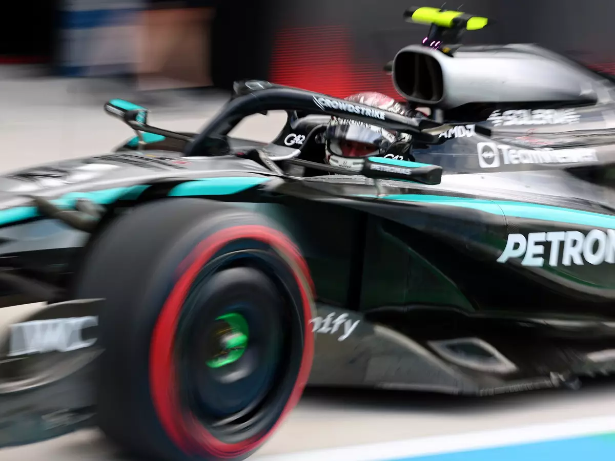 Kimi Antonelli Foto zur News: Für Wolff "Teil der Lernkurve": Russell spürt Reifen besser als Antonelli