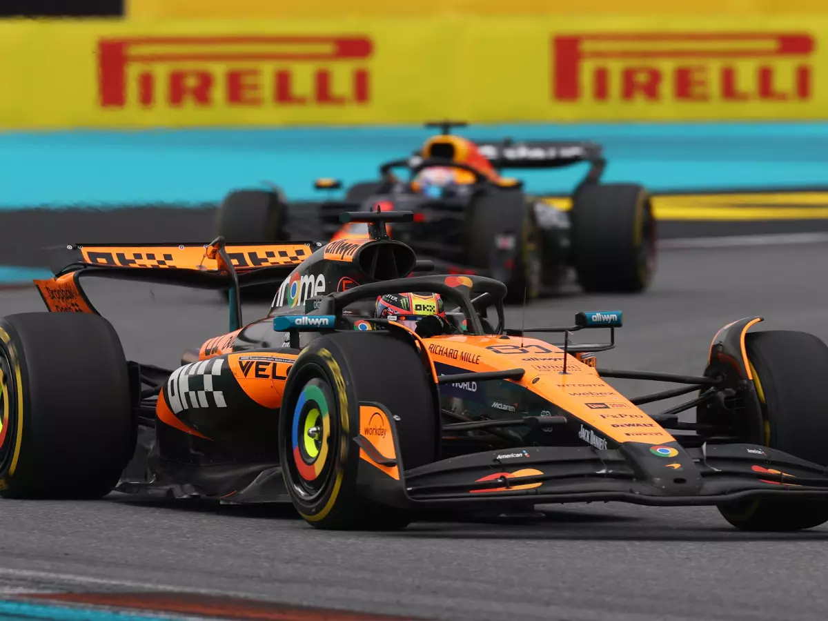 Foto zur News: Max Verstappen: McLaren ist dominanter als Red Bull 2023