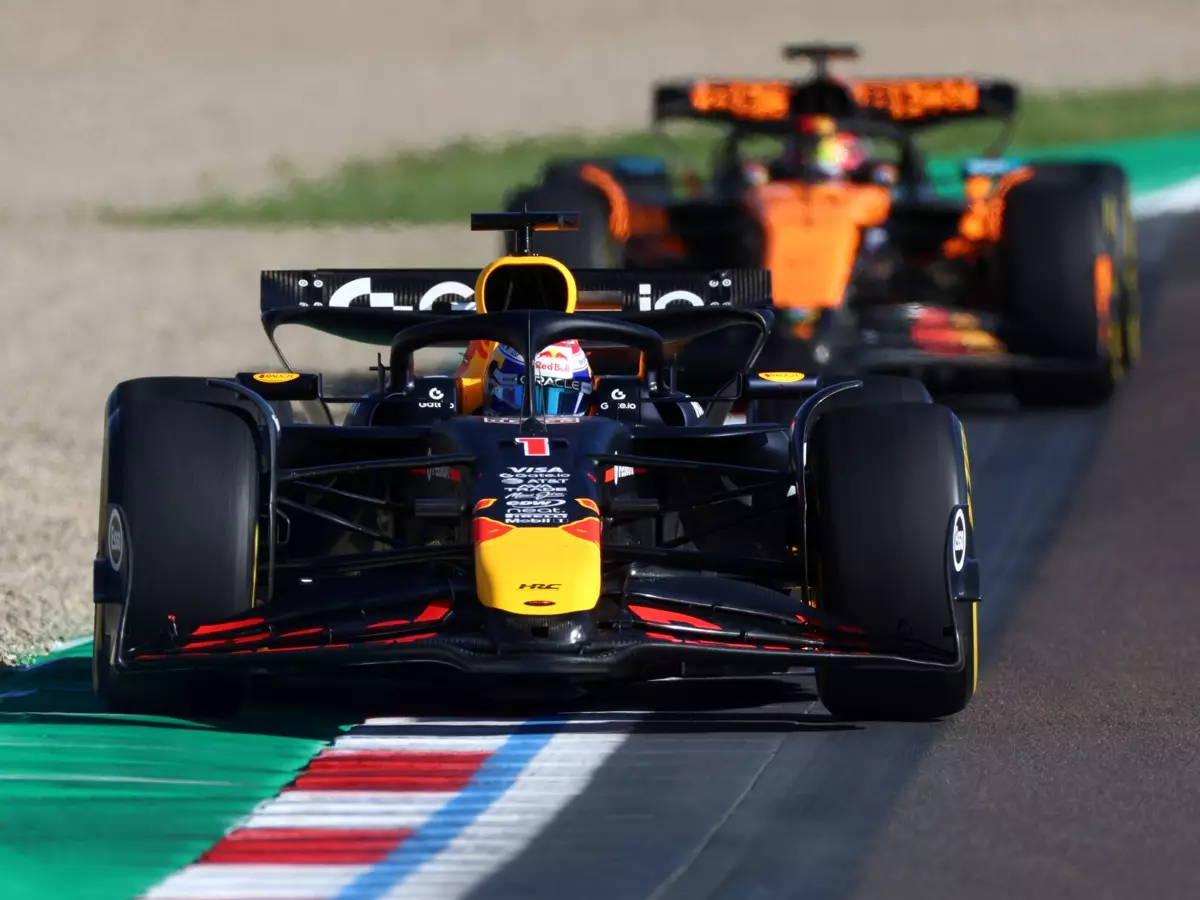 Foto zur News: Marko von Update ernüchtert: Rückstand auf McLaren "deutlich zu groß"