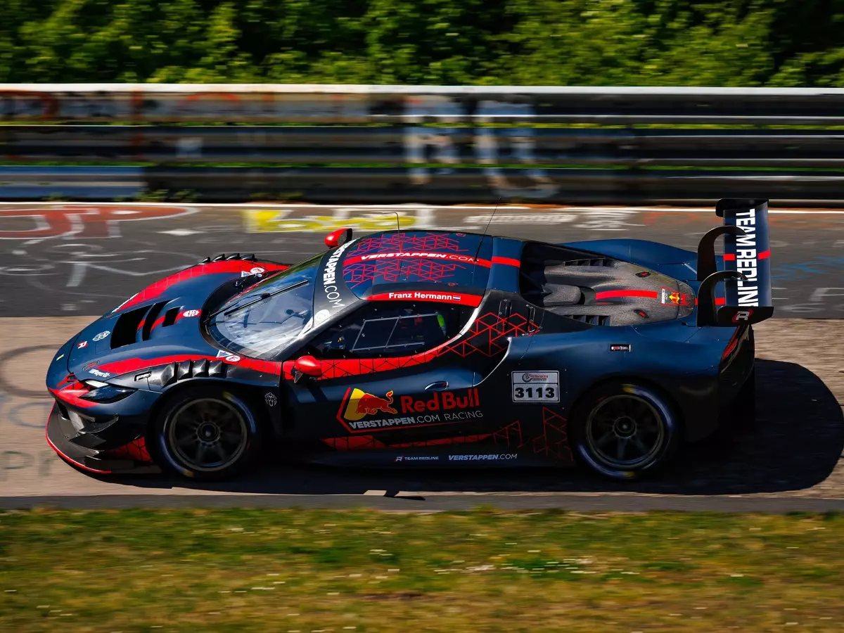 Foto per il notiziario: L'orgoglio ferito di Verstappen: quanto è stato buono il suo record alla Nordschleife?