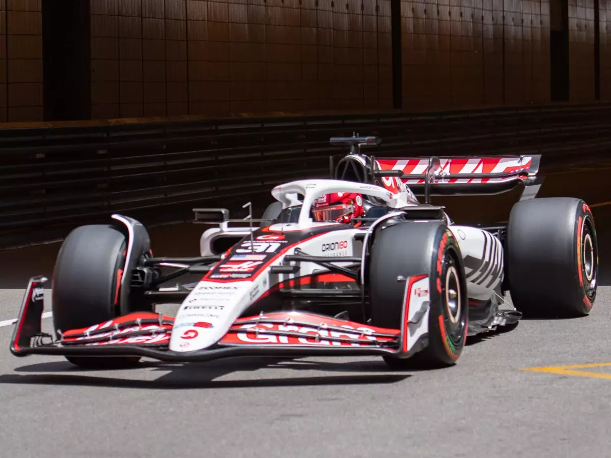 Esteban Ocon Foto zur News: Stolzer Ocon zu Journalisten: "Schaut euch bitte Kurve 15/16 nochmal an"