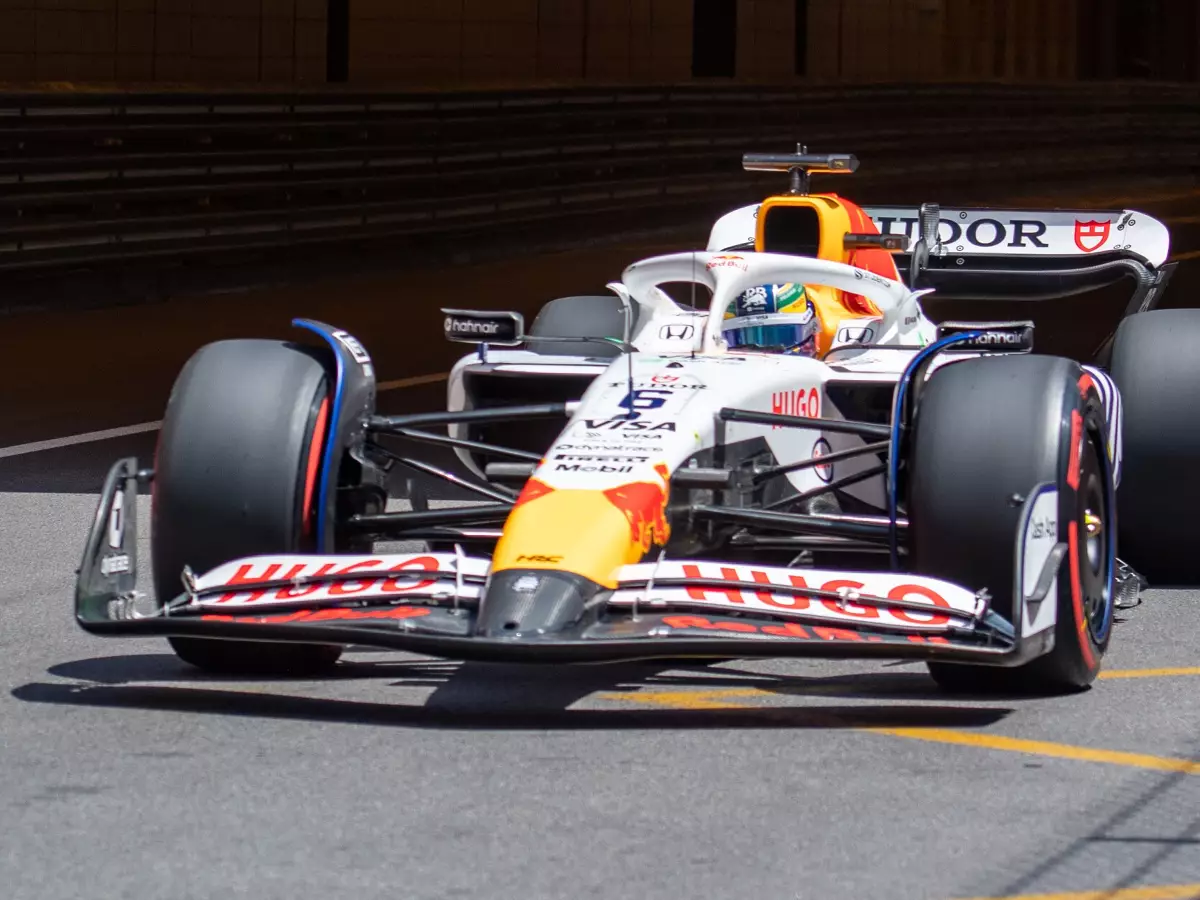 Isack Hadjar im Racing Bulls VCARB 02 beim Formel-1-Rennen in Monaco 2025 Foto zur News: Monaco-Überraschung Hadjar nach P6: "Ein gutes Gefühl"