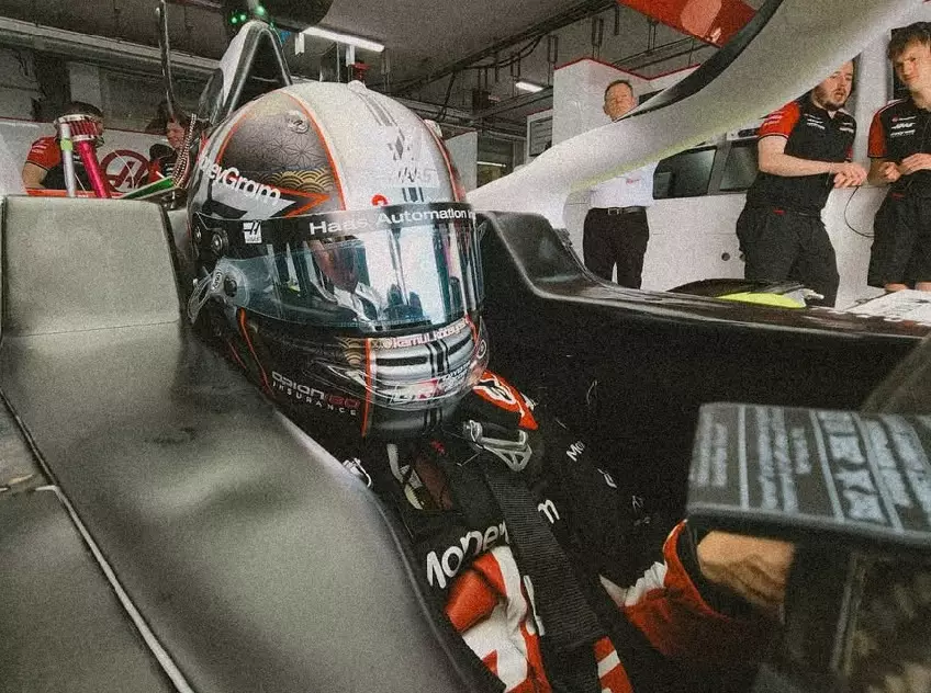 Foto zur News: Elf Jahre nach dem Formel-1-Aus: Kobayashi testet wieder!