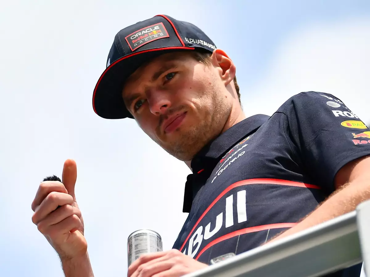 Foto zur News: Verstappen: Entschuldigung "war nicht schwer" - Russell "will es mal glauben"