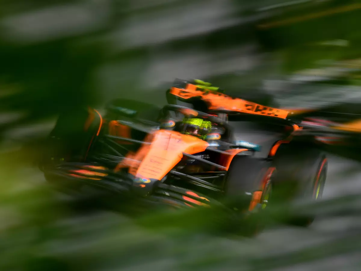Lando Norris Foto zur News: Longruns Kanada: McLaren schlägt gegen Russell zurück!