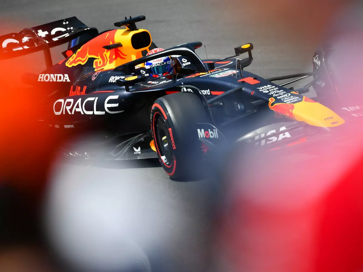 Foto zur News: Max Verstappen mit Mediums zu Rang zwei: Red Bull ließ sich Option offen
