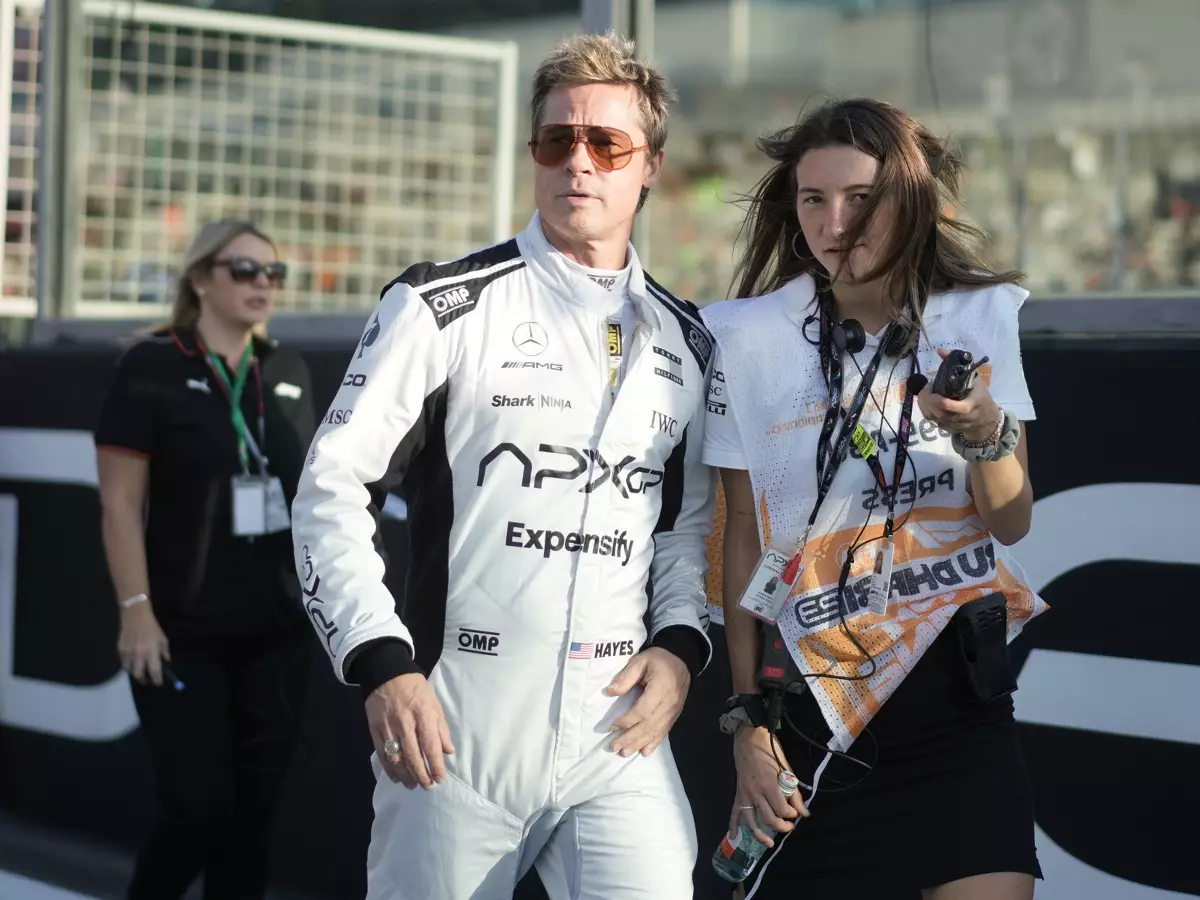 Brad Pitt Foto zur News: Brad Pitt zu F1-Fahrern: "Dann sagt uns einfach, dass wir uns verpissen sollen"