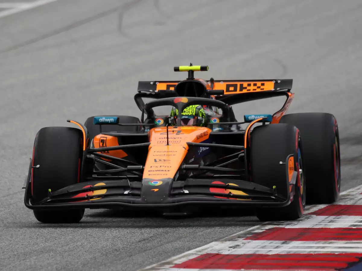 Foto zur News: McLaren dominiert im dritten Freien Training in Österreich