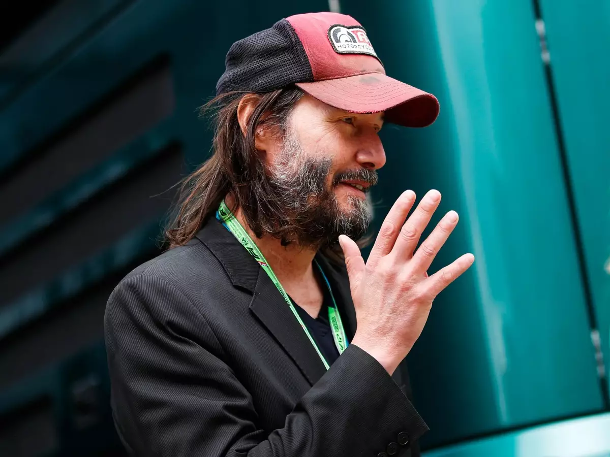 Keanu Reeves Foto zur News: Nächste Formel-1-Doku im Anmarsch: Keanu Reeves begleitet Cadillac-Einstieg