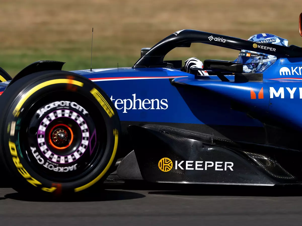 Foto zur News: Carlos Sainz: Bei Rückenwind ist der Williams "ein Albtraum"