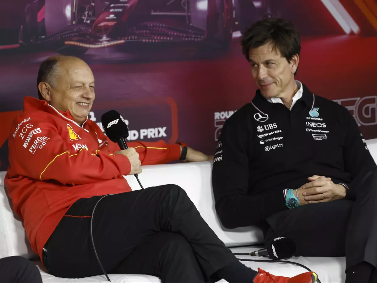 Foto zur News: Toto Wolff: Ferrari muss Vasseur einfach mal machen lassen