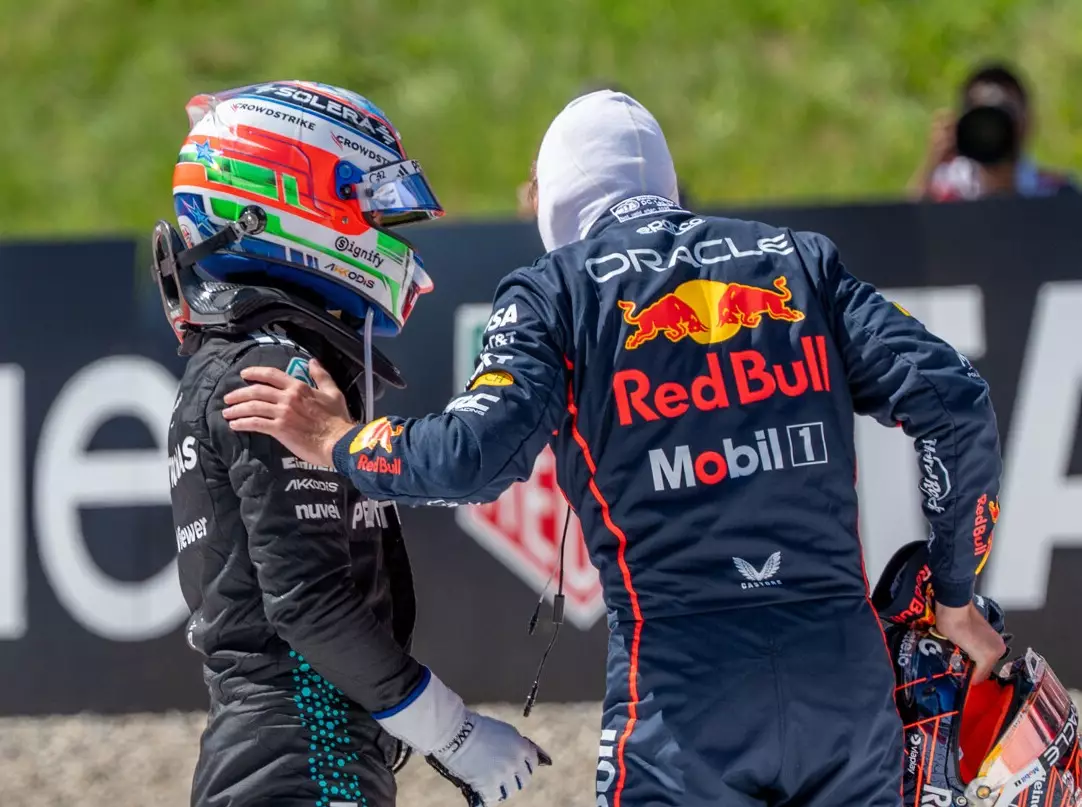 Andrea Kimi Antonelli, Max Verstappen Foto zur News: Antonelli Helfer für Verstappen: War das die Wiedergutmachung für Österreich?