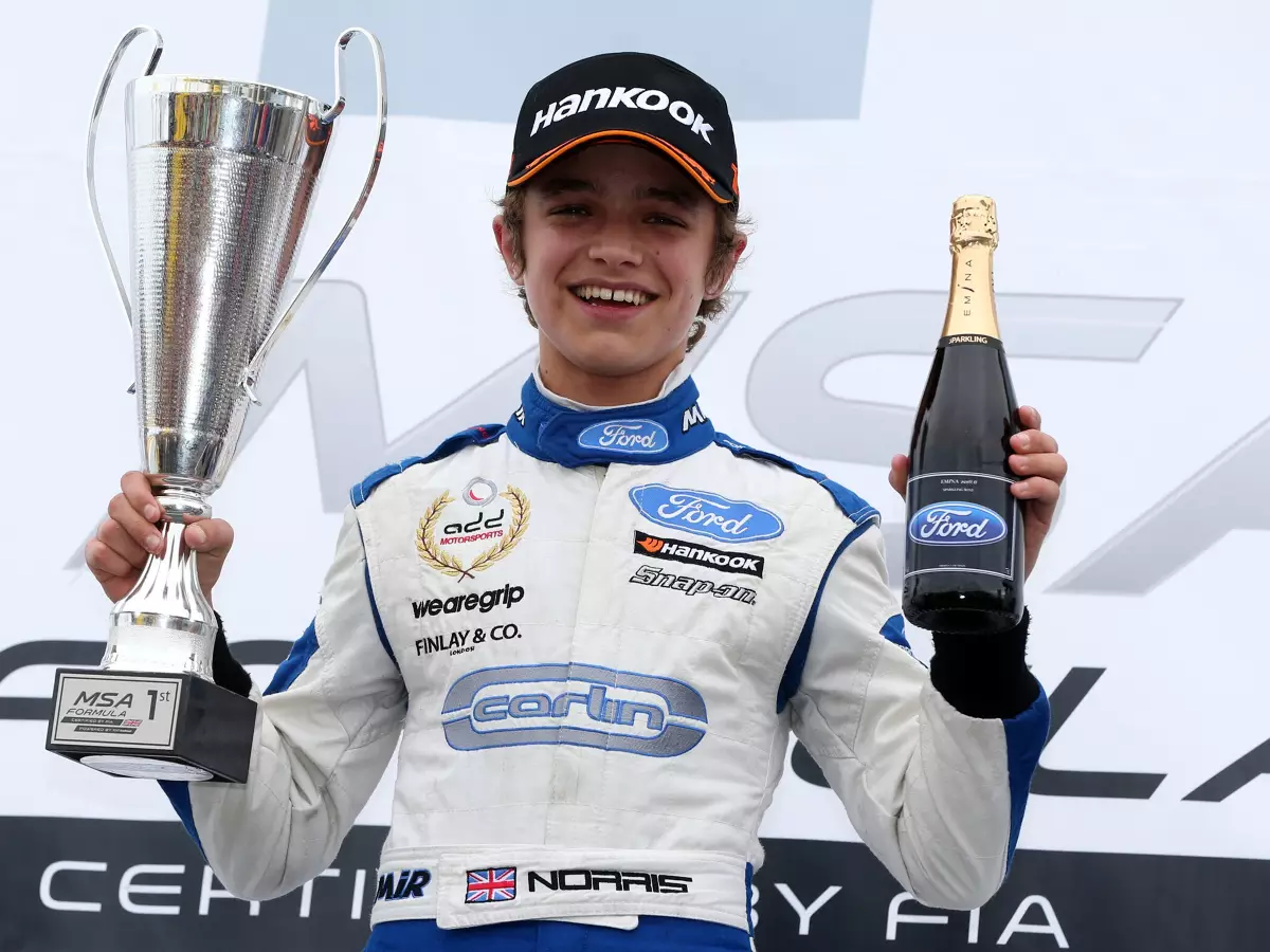 Foto zur News: Die Nachwuchstitel der Formel-1-Piloten 2025