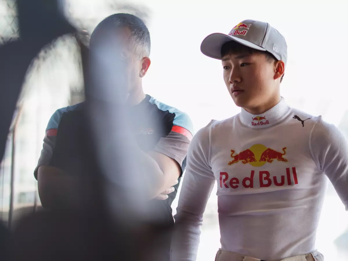Foto zur News: Yuki Tsunoda: Auch in Spa nicht das gleiche Auto wie Max Verstappen