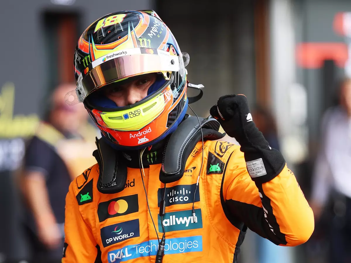 Foto zur News: Fast eine halbe Sekunde schneller: Oscar Piastri fährt Verstappen in Spa davon
