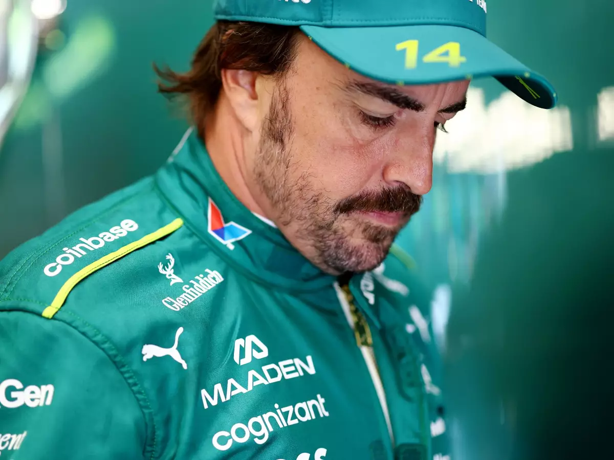 Foto zur News: "Es war sehr schlecht": Mehr fällt Alonso zur Aston-Form nicht ein
