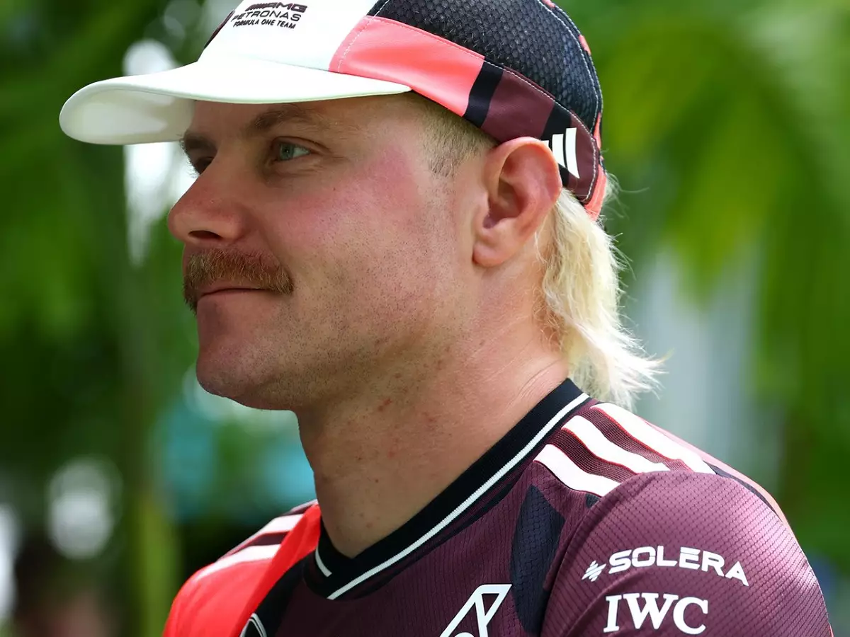 Foto zur News: Valtteri Bottas besorgt sich seltenen Alfa-Romeo-Sportwagen in Monaco