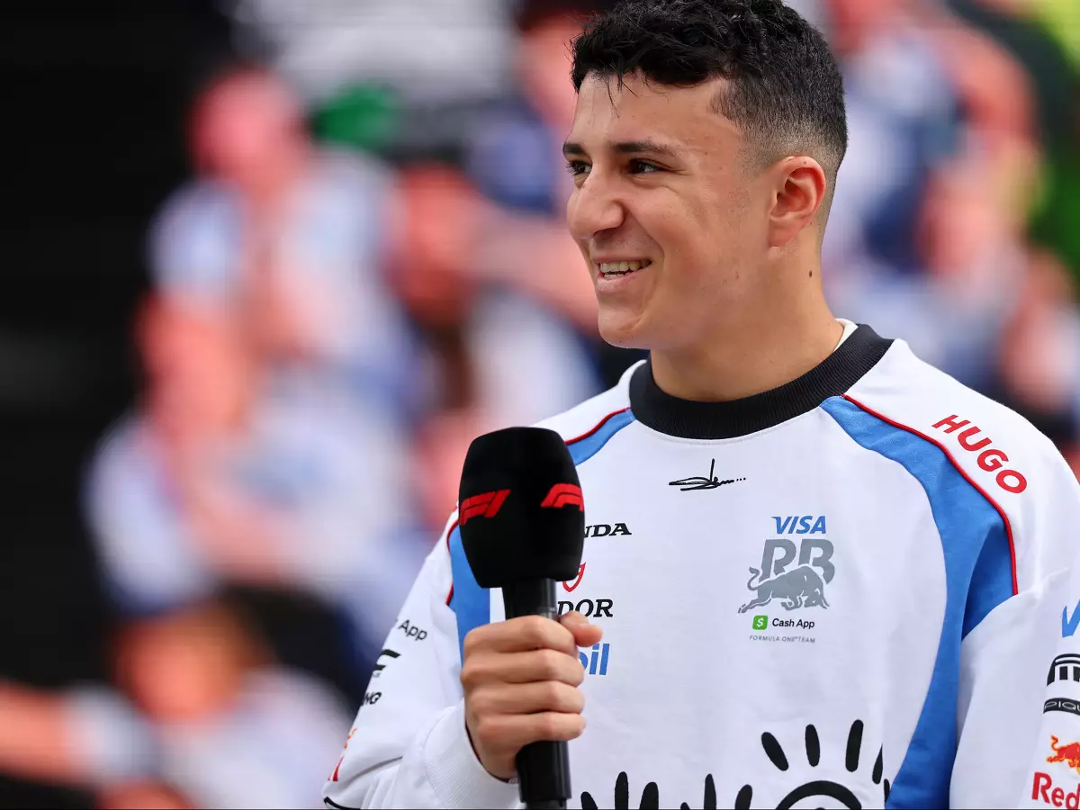 Foto zur News: "Bin nicht überrascht": Wieso Hadjar in der Formel 1 sofort angekommen ist