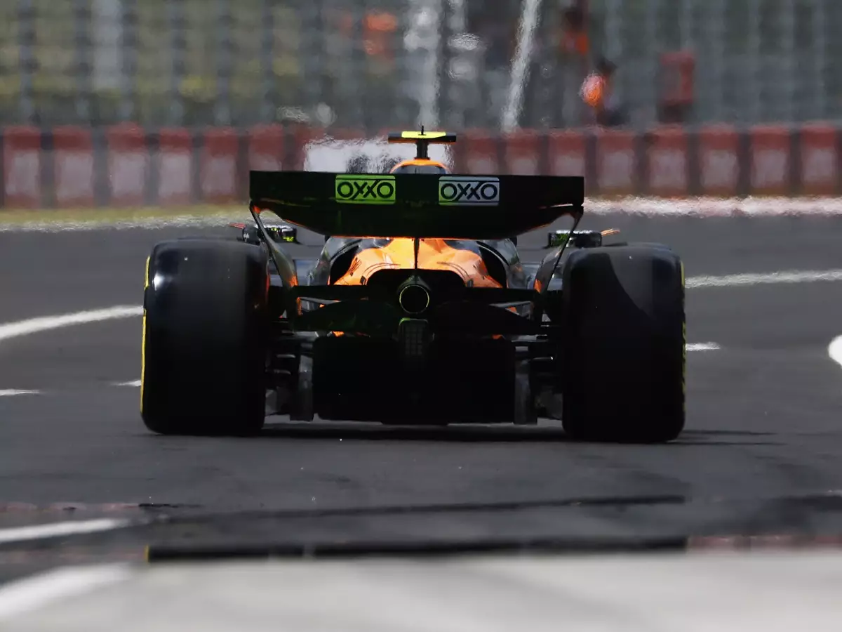 Foto zur News: McLaren gibt auch in Ungarn den Ton an: Norris in FT1 vor Piastri