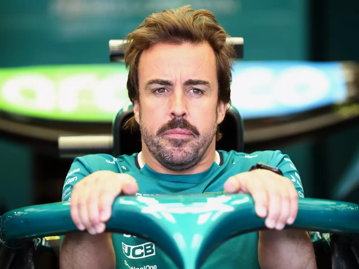 Foto zur News: Muskelverletzung: Wie es Fernando Alonso jetzt geht