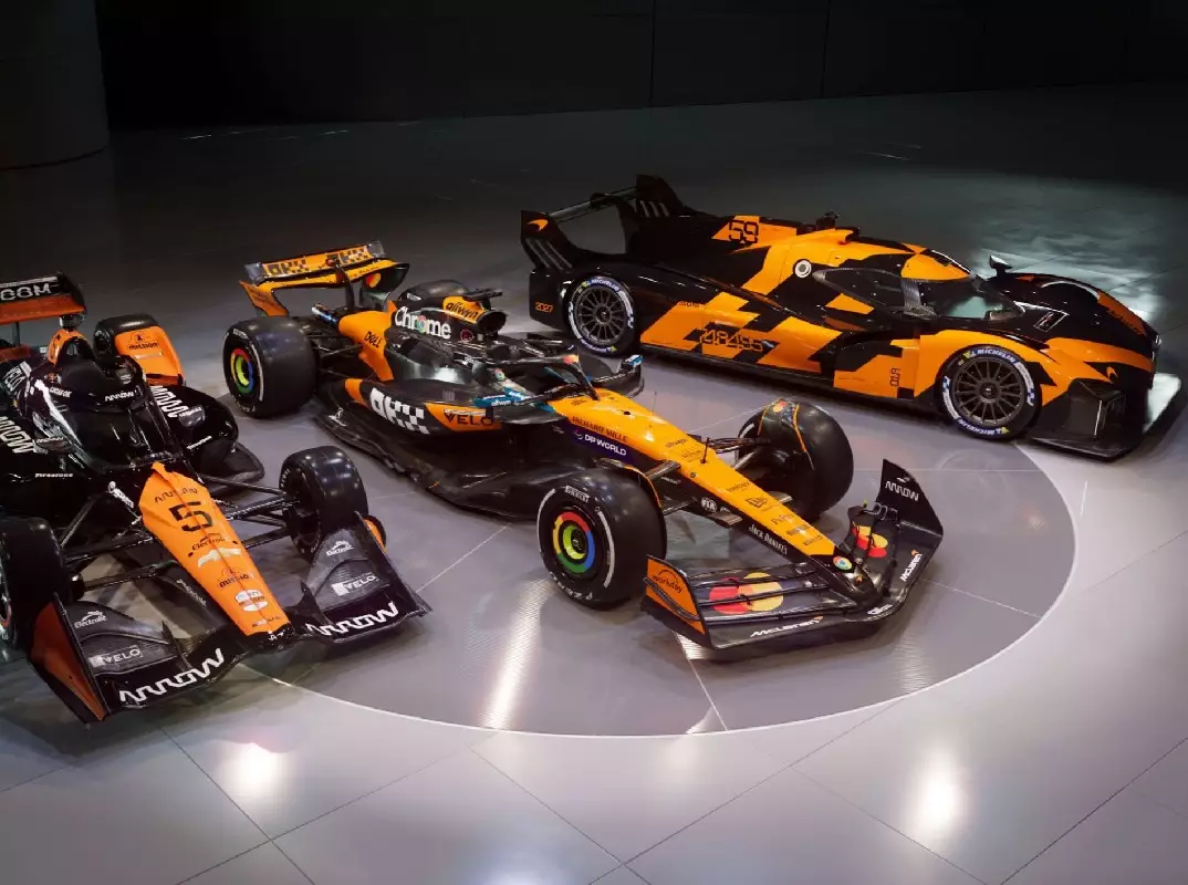 Foto zur News: Warum McLaren jetzt Autos verkauft, die noch kein Rennen gefahren sind