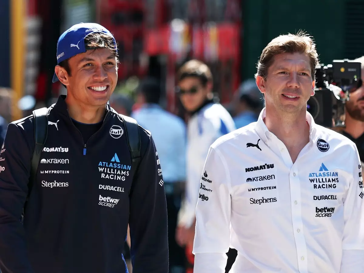 Foto zur News: Vowles: Albon würde gegen Verstappen heute besser abschneiden