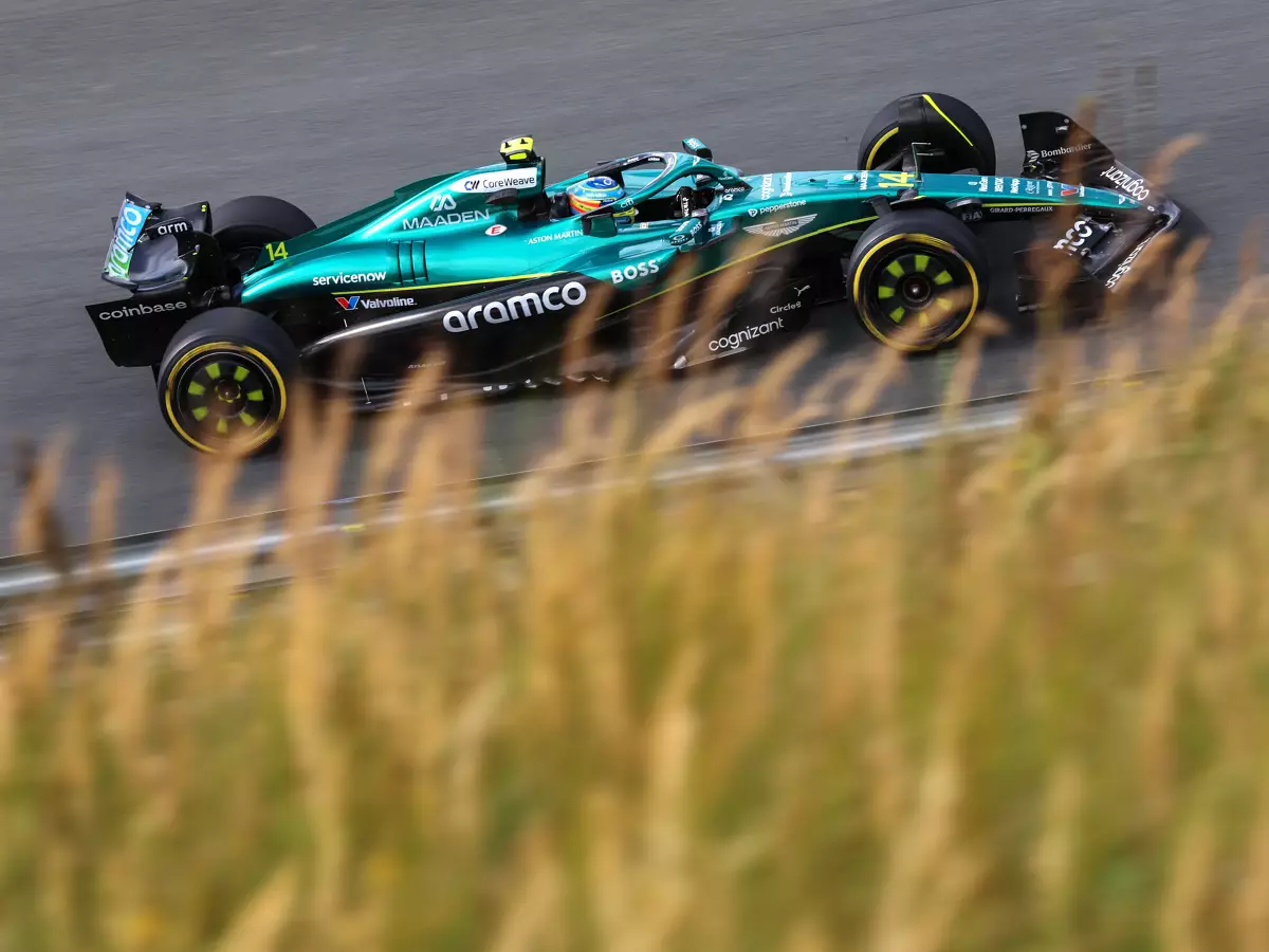 Foto zur News: Longrun-Analyse: Aston Martin mit Angriff auf die Spitze!