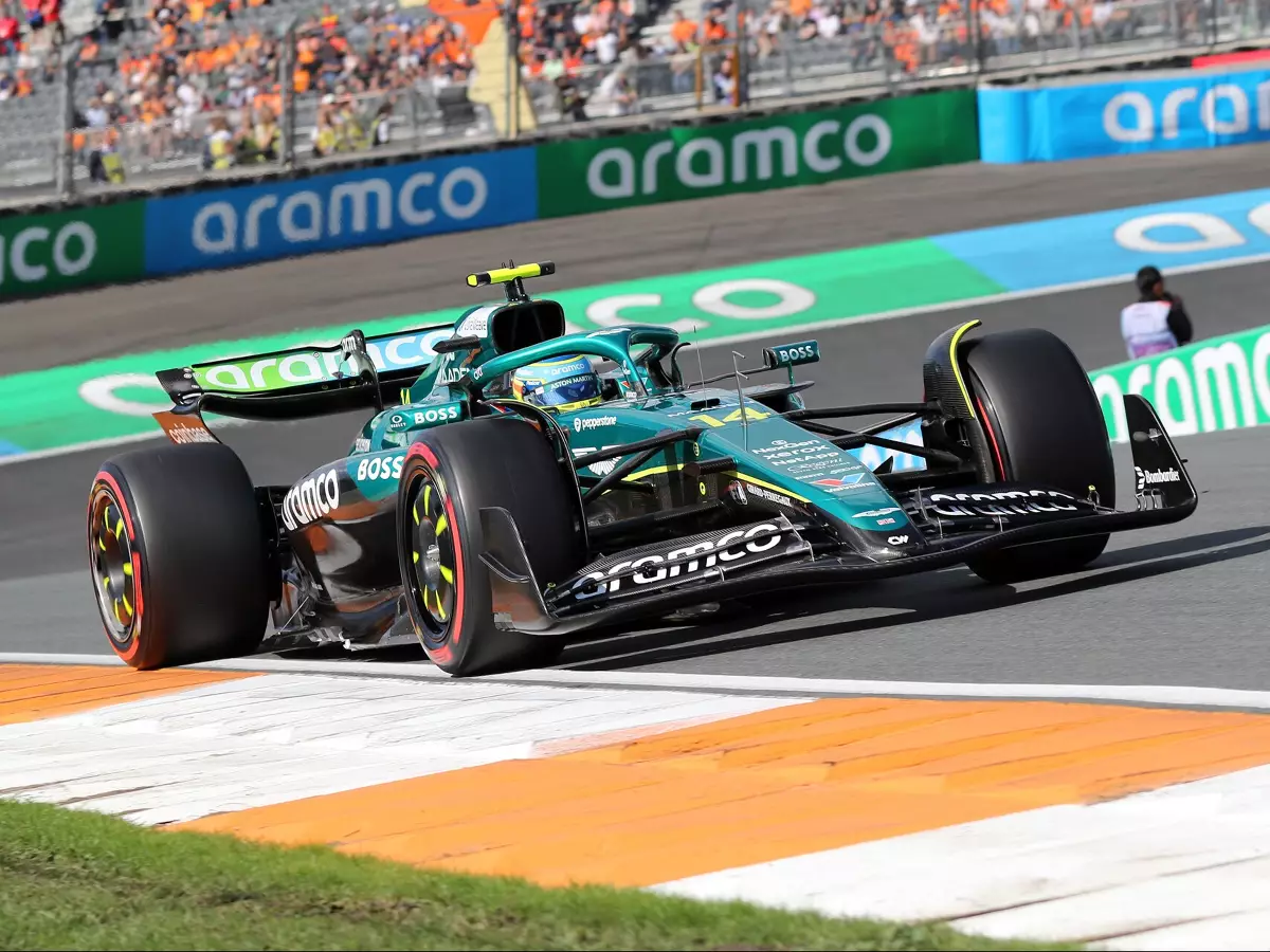 Foto zur News: Sensation bleibt aus: Alonso nach P10 zurück in der Realität