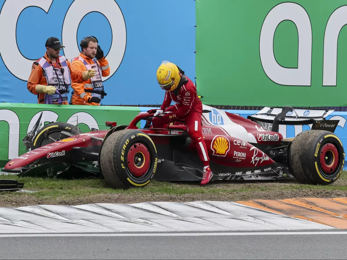 Foto zur News: Hamilton-Crash: Schumacher "ratlos", Villeneuve sieht Regen als Auslöser